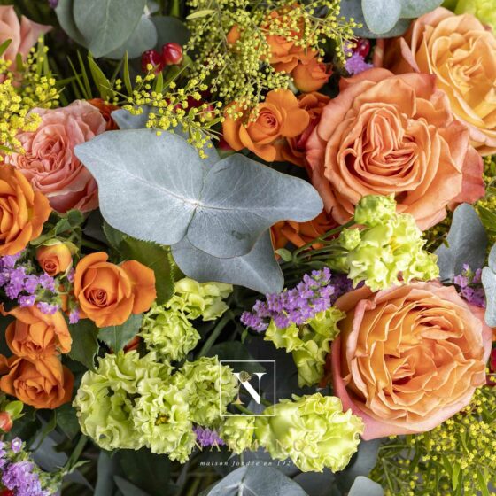Bouquet rond Narmino coloré pour vos livraison de fleurs à Monaco